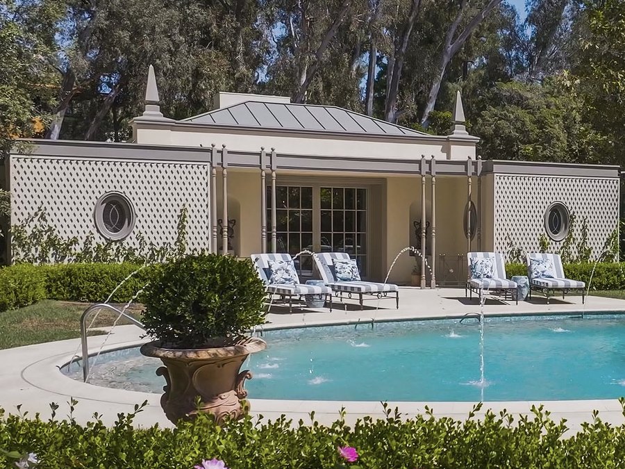 1033 Woodland Drive